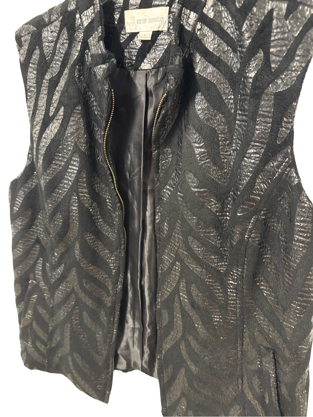 erin london Black Shimmer Zebra-Pattern Zip Vest - Picture 2 of 6
